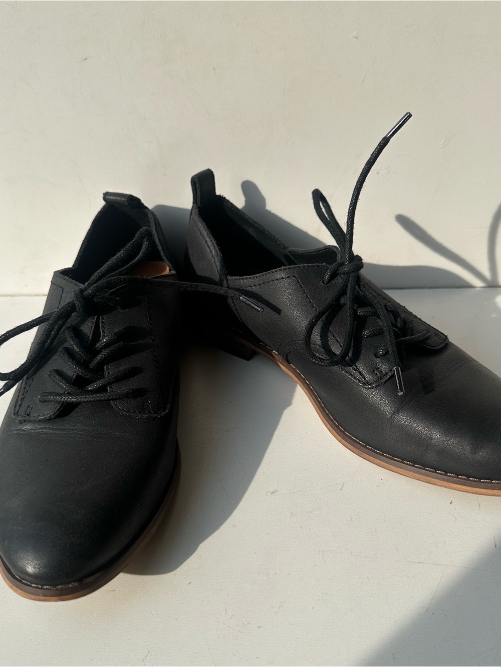 Lucky Brand Women’s Black Leather Oxford Lace-Up Flats Shoes Size 7.5 M EU 38